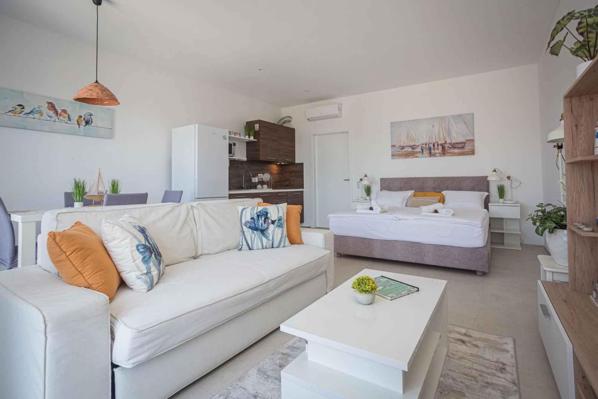 Villa Jolara With Heated Pool ميميتسا المظهر الخارجي الصورة